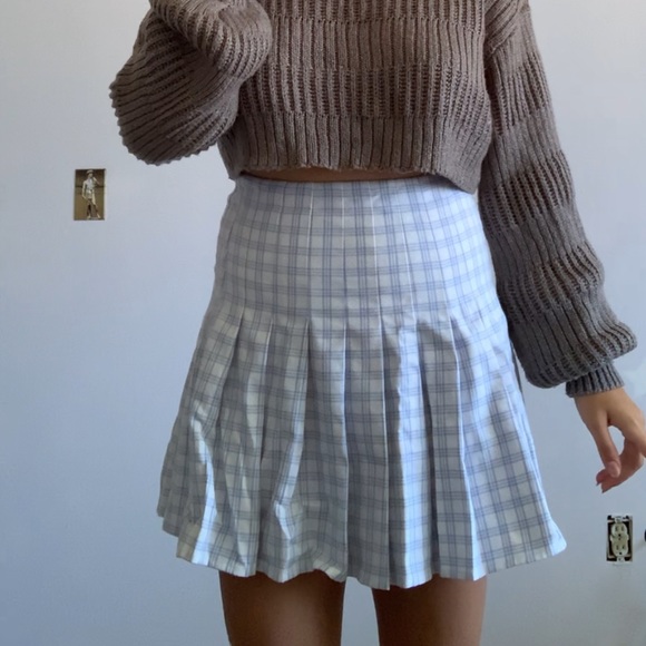 Brandy Melville Dresses & Skirts - BRANDY MELVILLE SKIRT